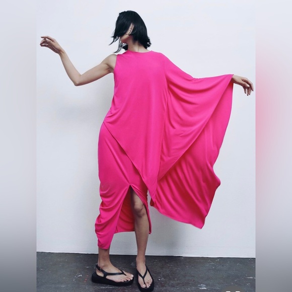 Zara Asymmetric Top 
Color: Fuchsia * Size: S - Picture 3 of 3